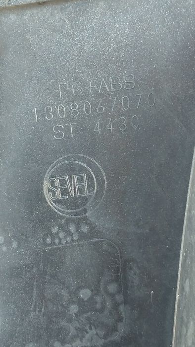 Grelha frontal Fiat Ducato 2006/2014. Citroën, Peugeot.