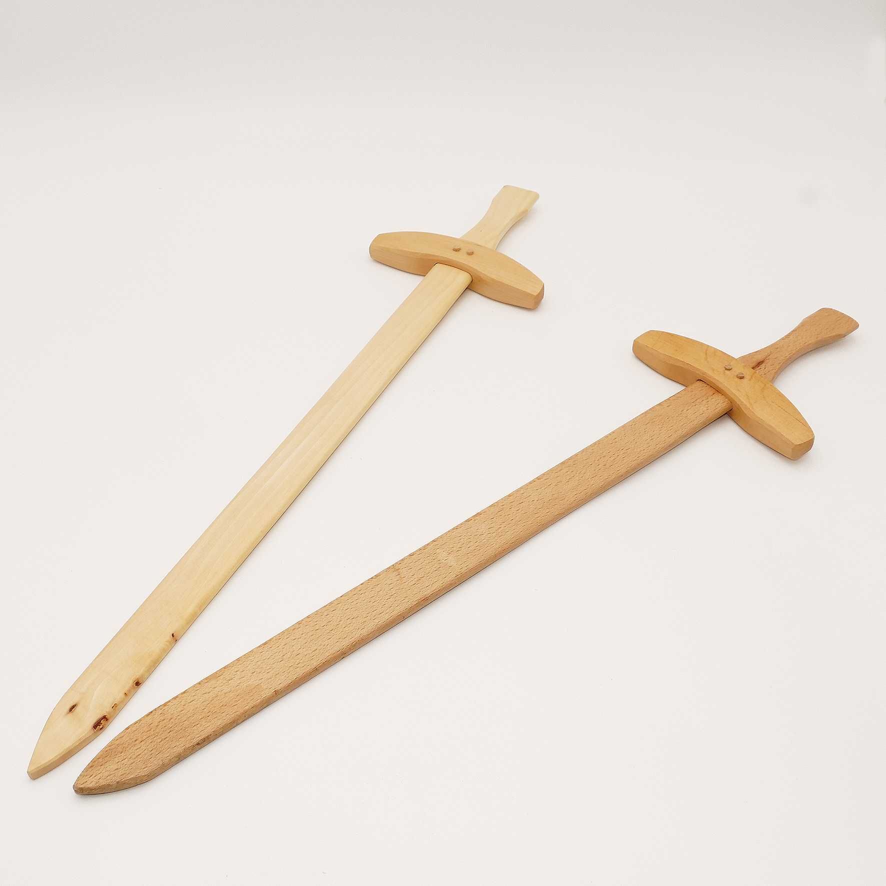 Miecz Rycerski wykonany z drewna