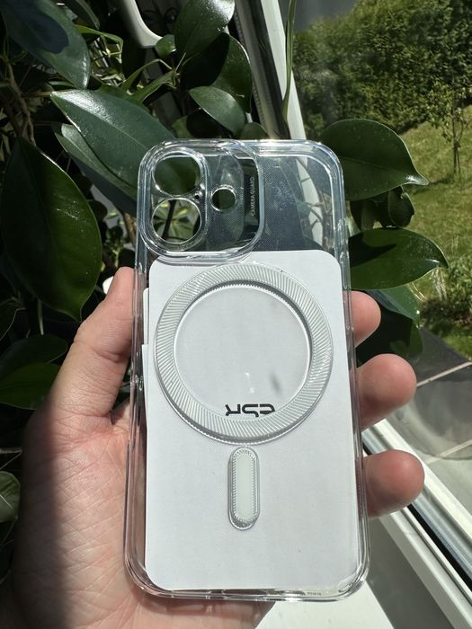 ESR etui Case do iPhone 16 Plecki MagSafe Przezroczyste.