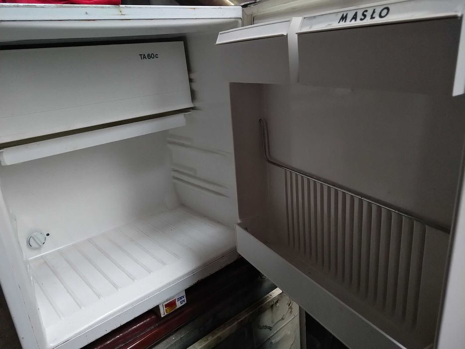 Lodówka 12V 230V Kemping Jacht plus panel słoneczny