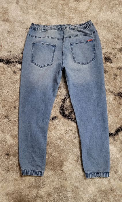 чоловічі джинси джогери