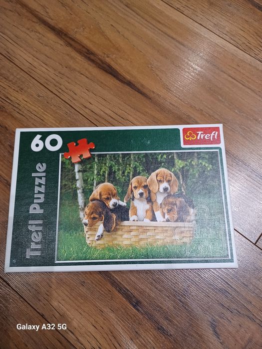 Puzzle psy 60 elementow