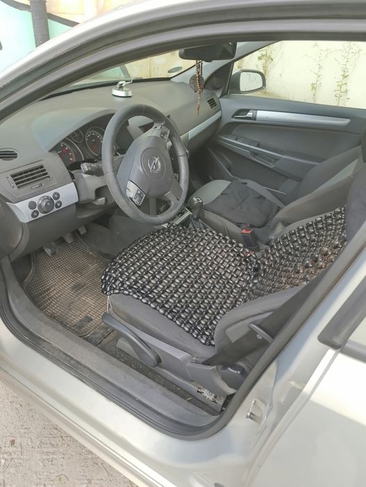 Продаж Опель Астра Н (2006)