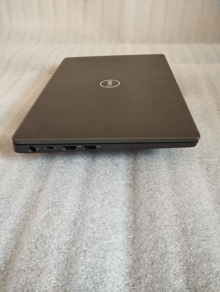 Laptop Dell Latitude 7300