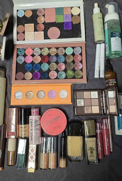 zestaw kosmetyków pastel roses kvd plouise ABH patrick ta glamshop EL
