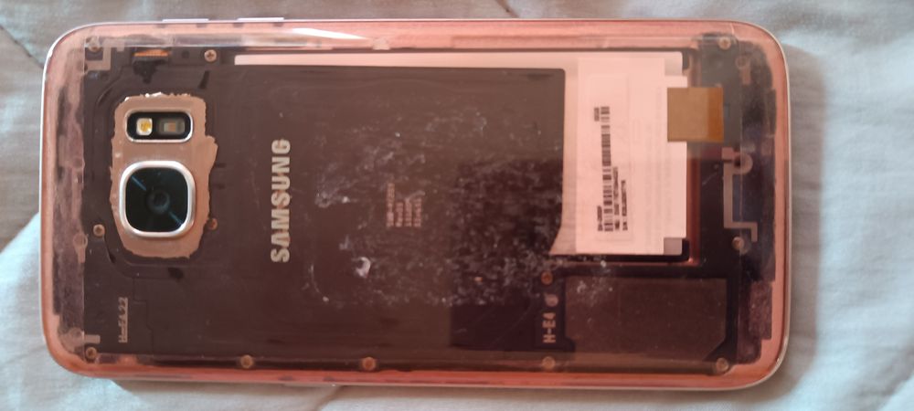 Телефон в хороше состоянии.