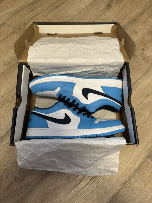Кросівки Nike Air Jordan 1 Low «UNC» [ Нові, Оригінал ]