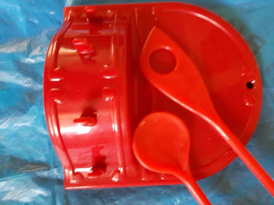 Кухонна утвар. Різного багато