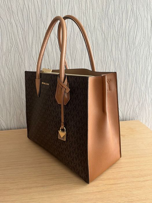 Mala Michael kors
