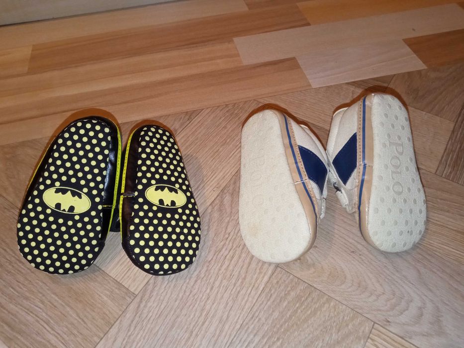 Buciki dla dziecka. Rozmiar 18-19. Długość wkładki 11 cm. Nowe.