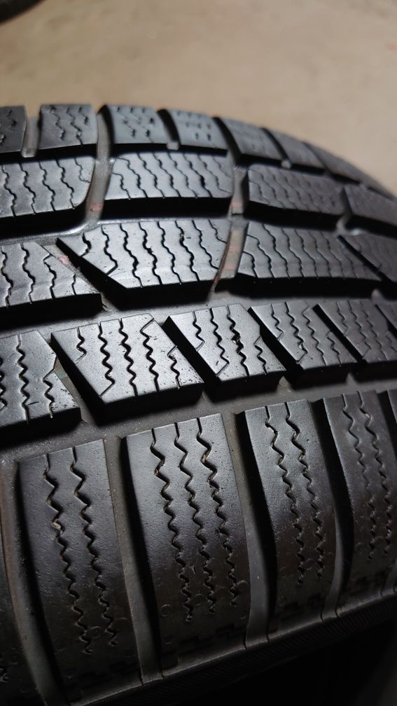 Пара зимних шин Continental Conti Winter Contact TS830P 215/60 r16