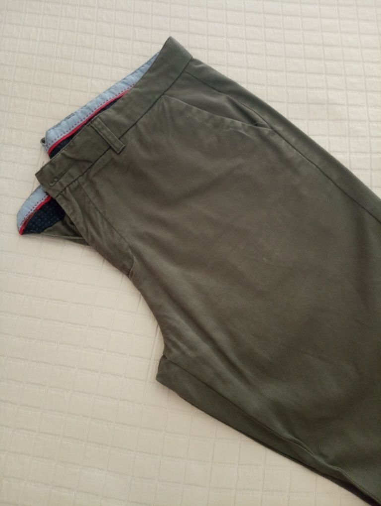 Calças Chino Giovanni Galli Semi novas 48
