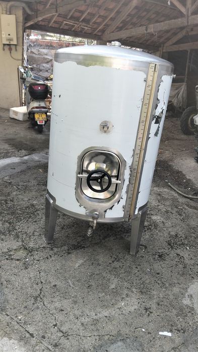 Vendo cuba de vinho inox