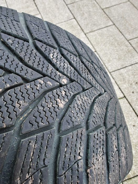 Komplet opon zimowych Nexen Winguard Sport 2 SUV 245/45 R19