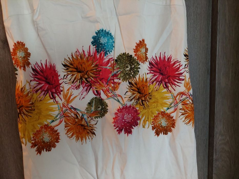 Sukienka Molton 42 biała w kwiaty