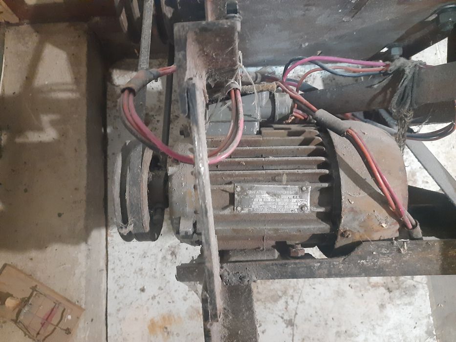 Електричний двигун 1.5 кВт.1400об.380в.ссср