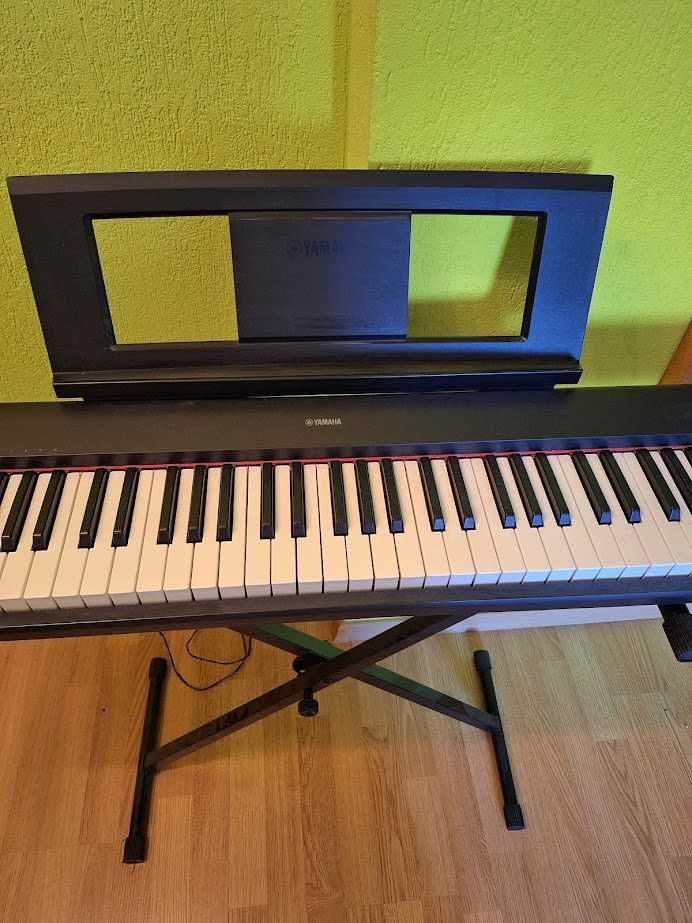 Pianino cyfrowe keyboard Yamaha Piaggero NP-32 organy czarne jak nowe