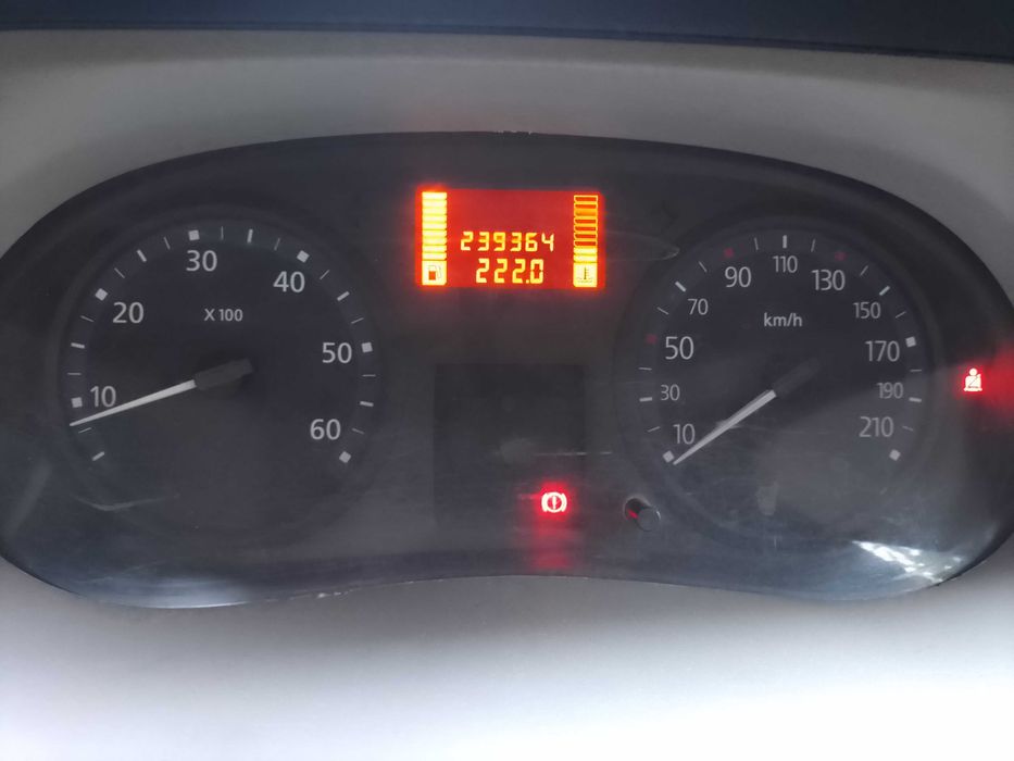 Renault Trafic 2.0, 2010 року