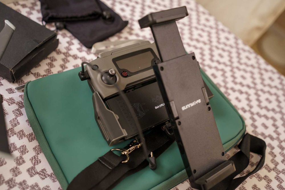 DJI Mavic 2 Pro Fly More Combo z tabletem - bogaty zestaw!