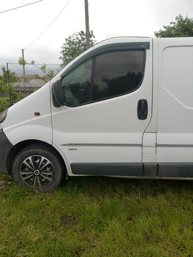 Продам Opel Vivaro