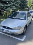 Ford Mondeo 2 . 2000 року на повному ходу 2.0 газ бензін расход 8-10 л