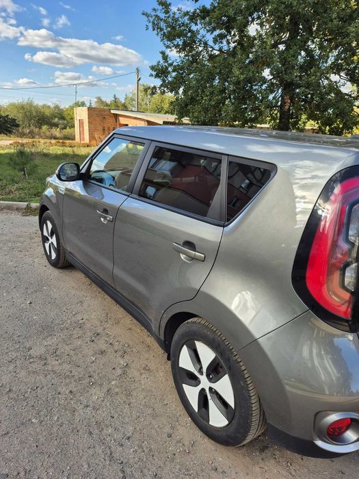 Продам авто КІА Soul  електро 2015 р. Ціна 7000₴. Торг