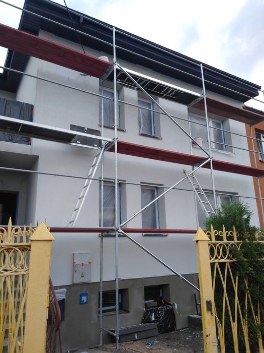 Elewacje, docieplenia budynków poddaszy, malowanie elewacji, podbitka
