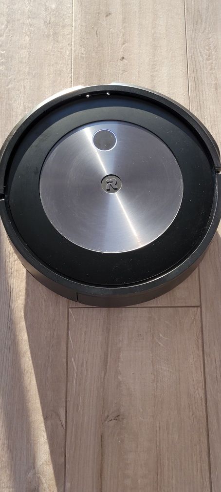 Sprzedam Robot Roomba j7