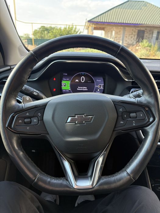 Продам Chevrolet Bolt EUV