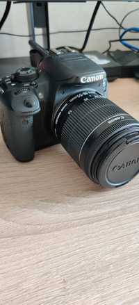 Продаю Canon 700D + сумка та адаптер живленняня
