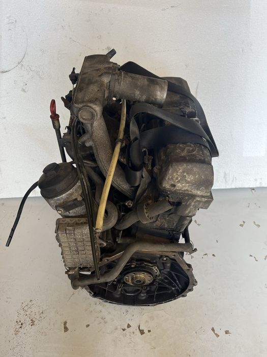 Motor mercedes Vito 2.3 D Ano 2000