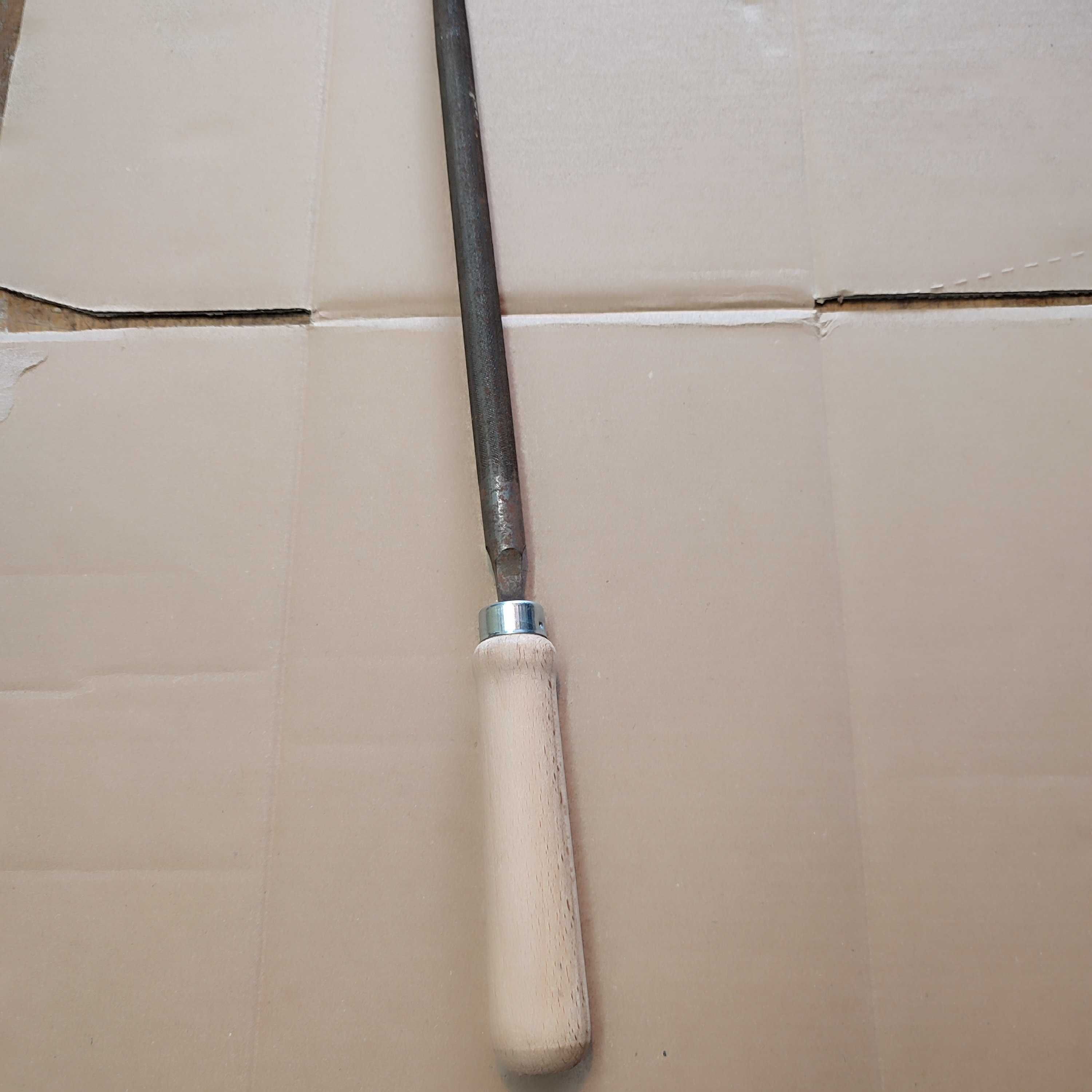 Piknik ślusarski długości 52 cm z rączką produkcja VIS