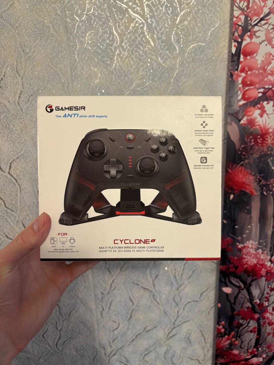 Gamesir Cyclone 2 з док-станцією