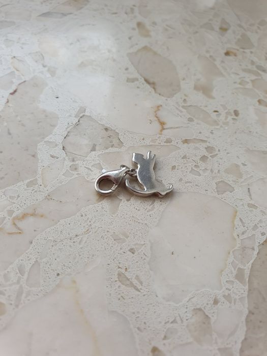 Srebrna zawieszka kotek