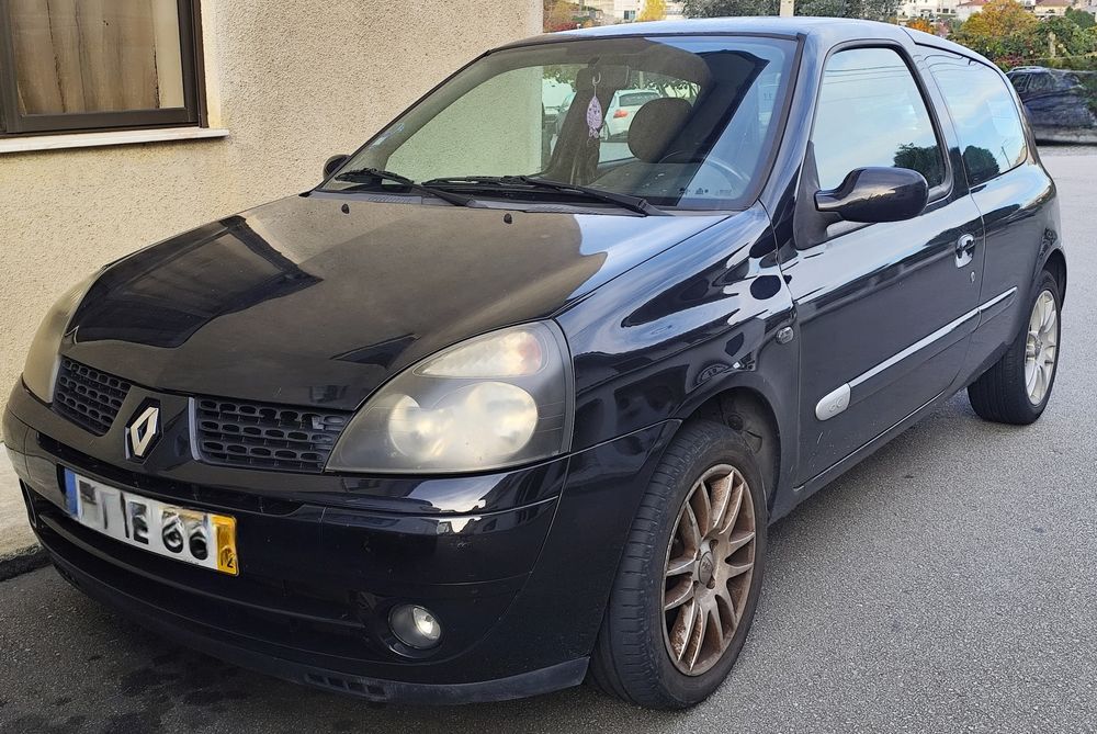 Renault Clio 2002