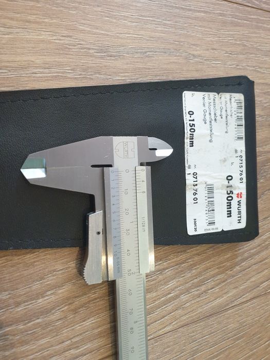 Precyzyjna profesjonalna suwmiarka Würth (Wurth) 0-150mm ±0,05mm etui