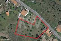 Terreno com Casa Rural e Poço em Aranhas, Penamacor