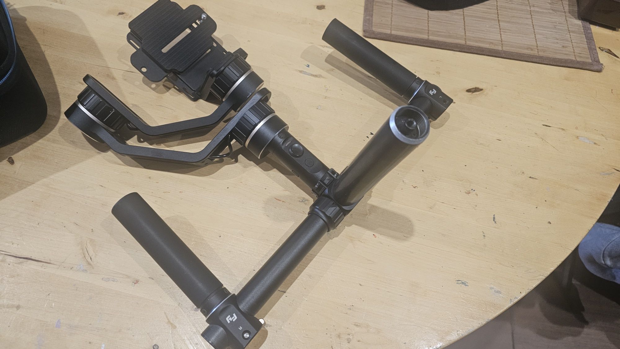 Flayutech mg v2 gimbal dslr lustrzanka
