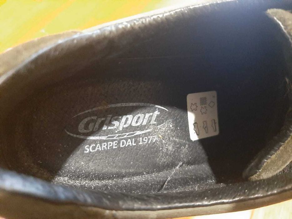 Мужские кроссовки Grisport из натурального нубука