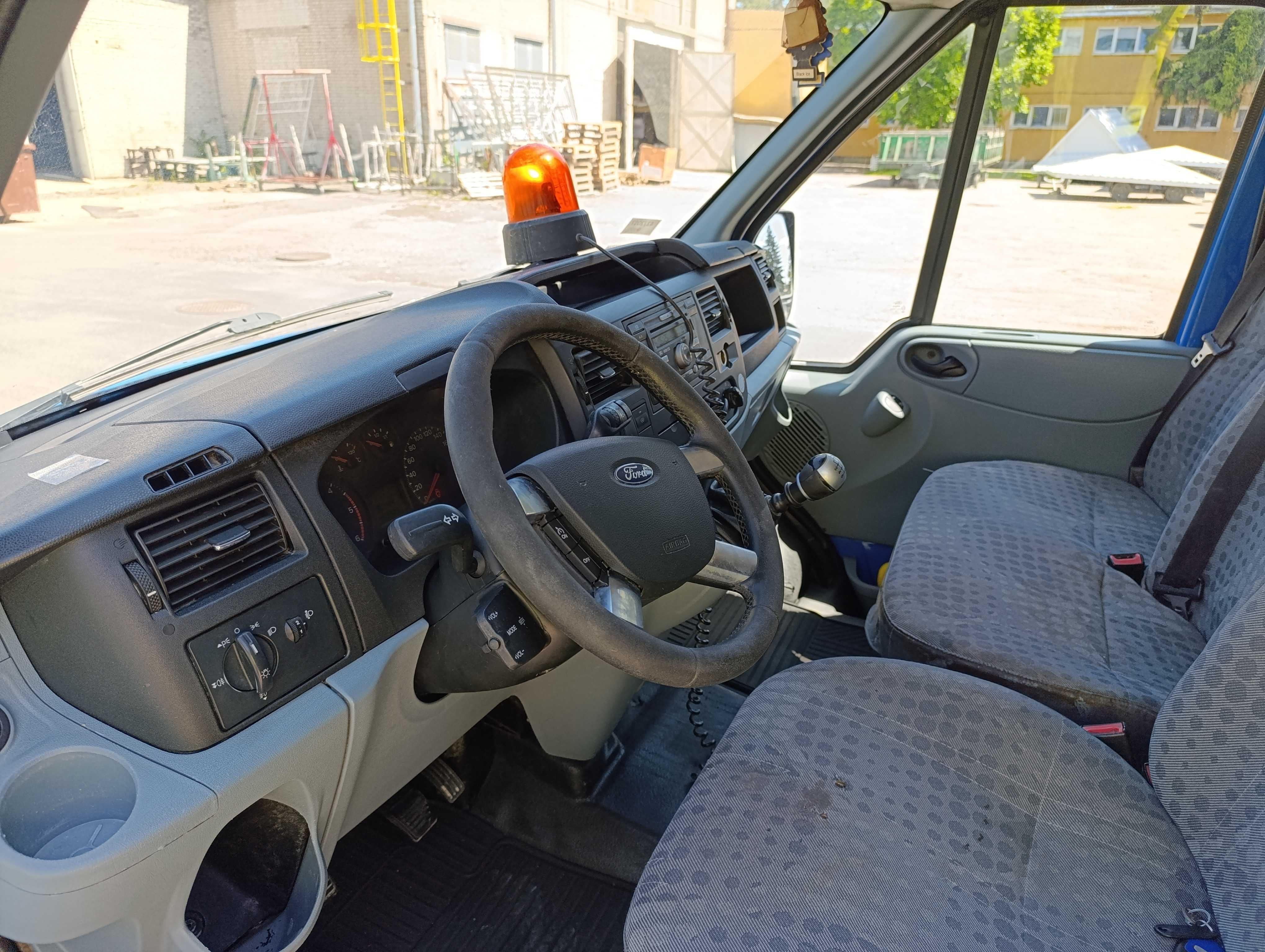 Ford Transit 2.4 TDCI 115KM Brygadowy DOKA 7 MIEJSC