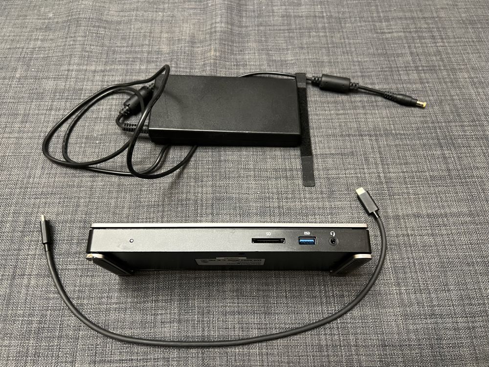 Stacja dokujaca do MacBooka Startech TB3DOCK2DPPU