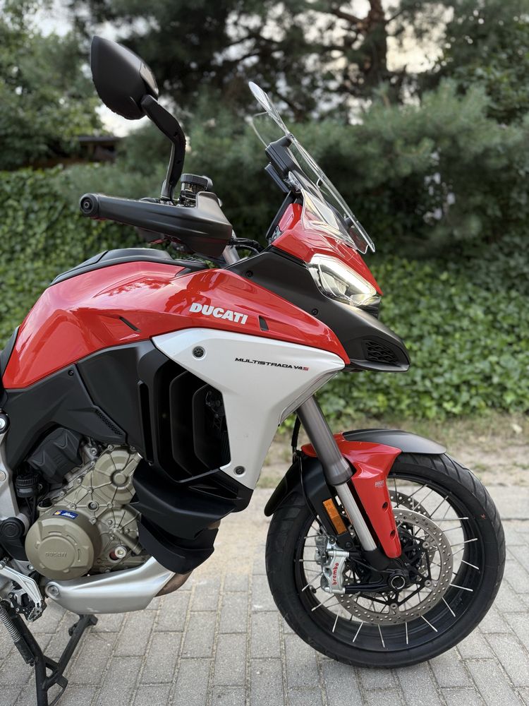 Ducati Multistrada V4S rok 2022 / przebieg 27000 km / salon PL