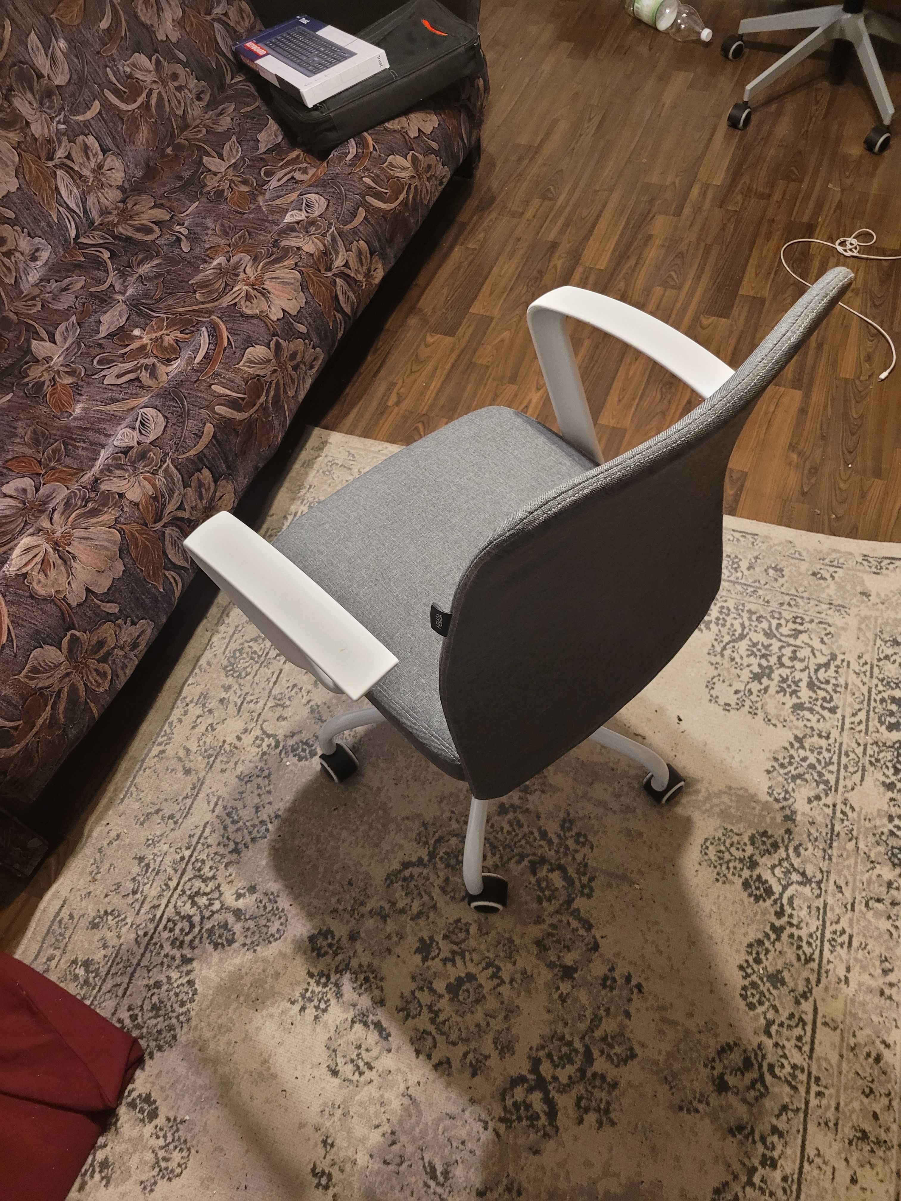 Krzesło biurowe / do komputera — stan idealny