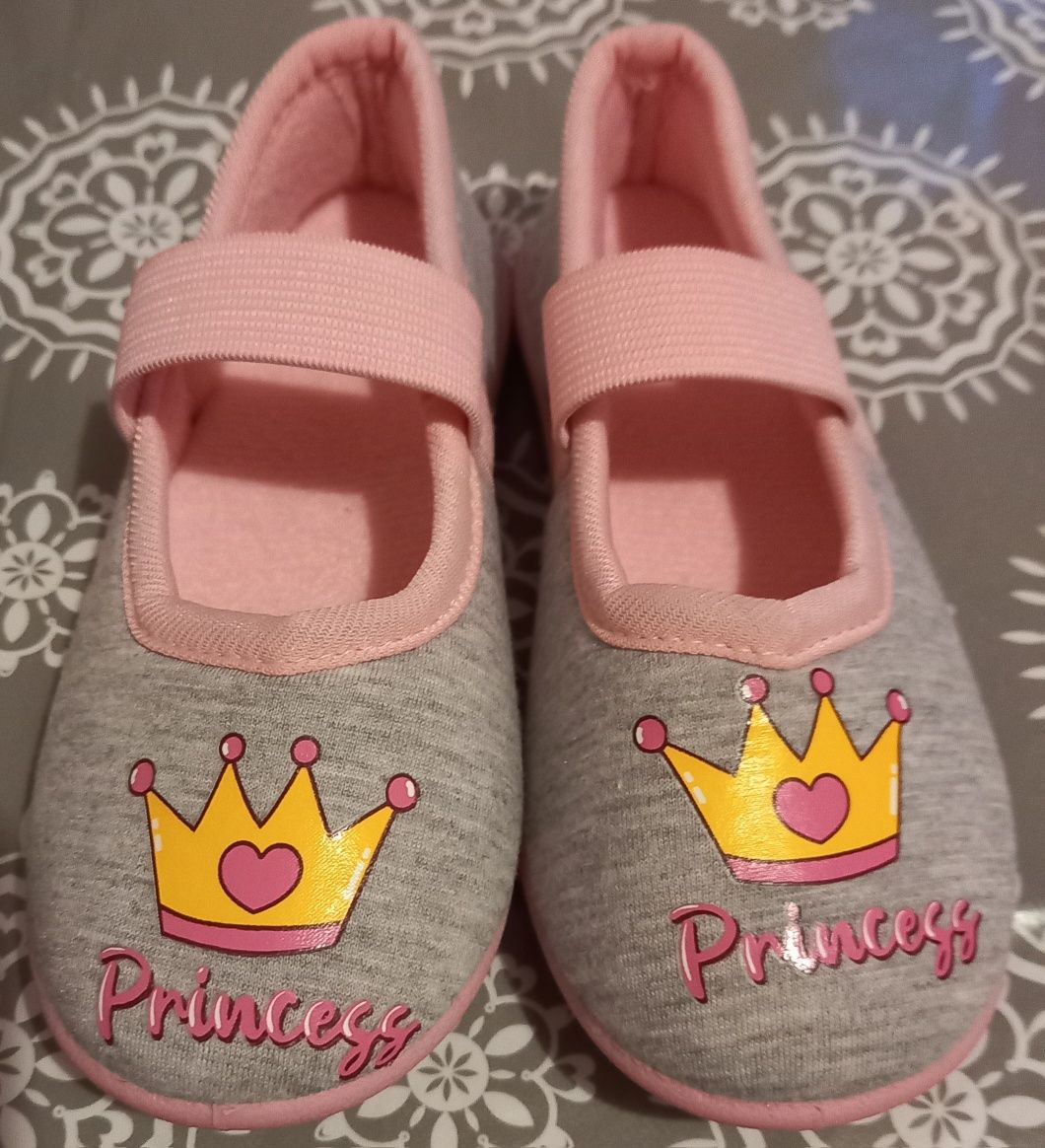 Nowe papcie dziewczece Princess 25 (16,2 cm)