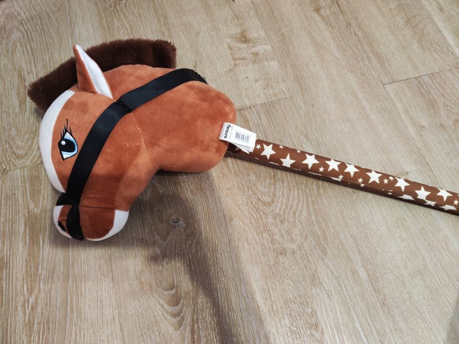 Hobby Horsing, głowa konia