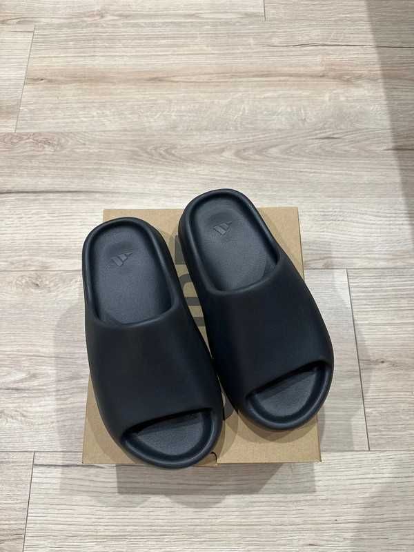 Adidas Yeezy Slide Onyx r. 38 (US 5) DSWT