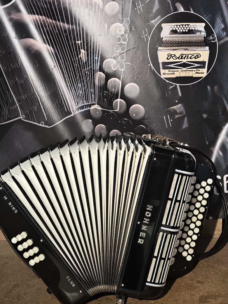 Vendo hohner morino original está nova