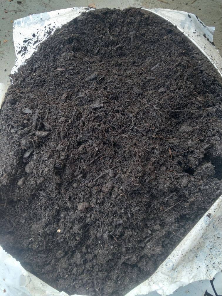 Kompost Ekologiczny pod warzywa ,ziemia,podłoże ,bez nawozów