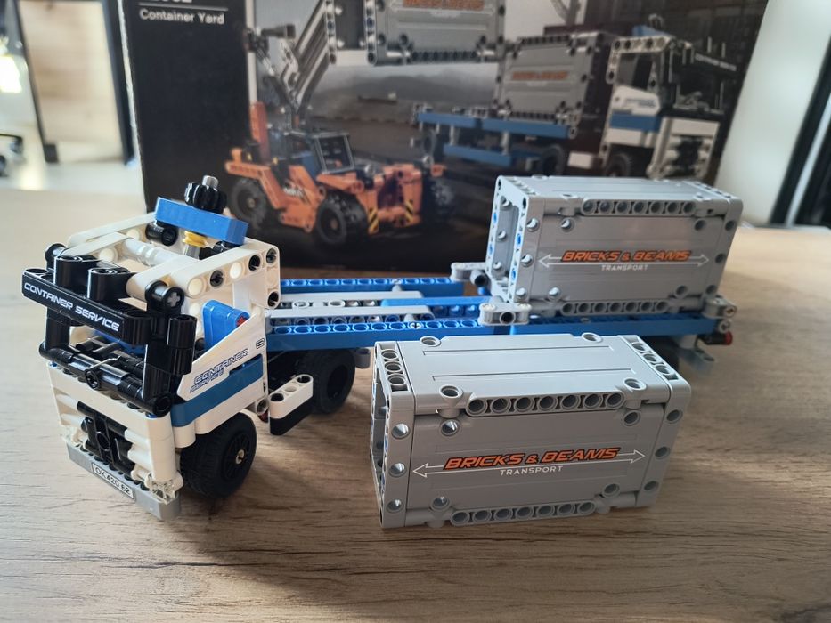 Duży zestaw Lego Technic plac przeładunkowy