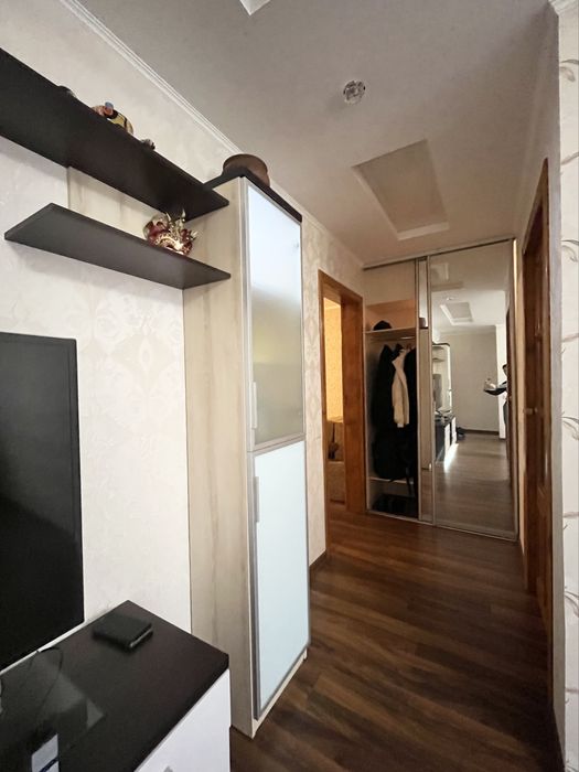 3к квартира левый берег, Березинка, ТРЦ Караван